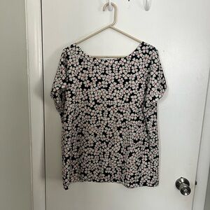 Anne Klein floral short sleeve blouse